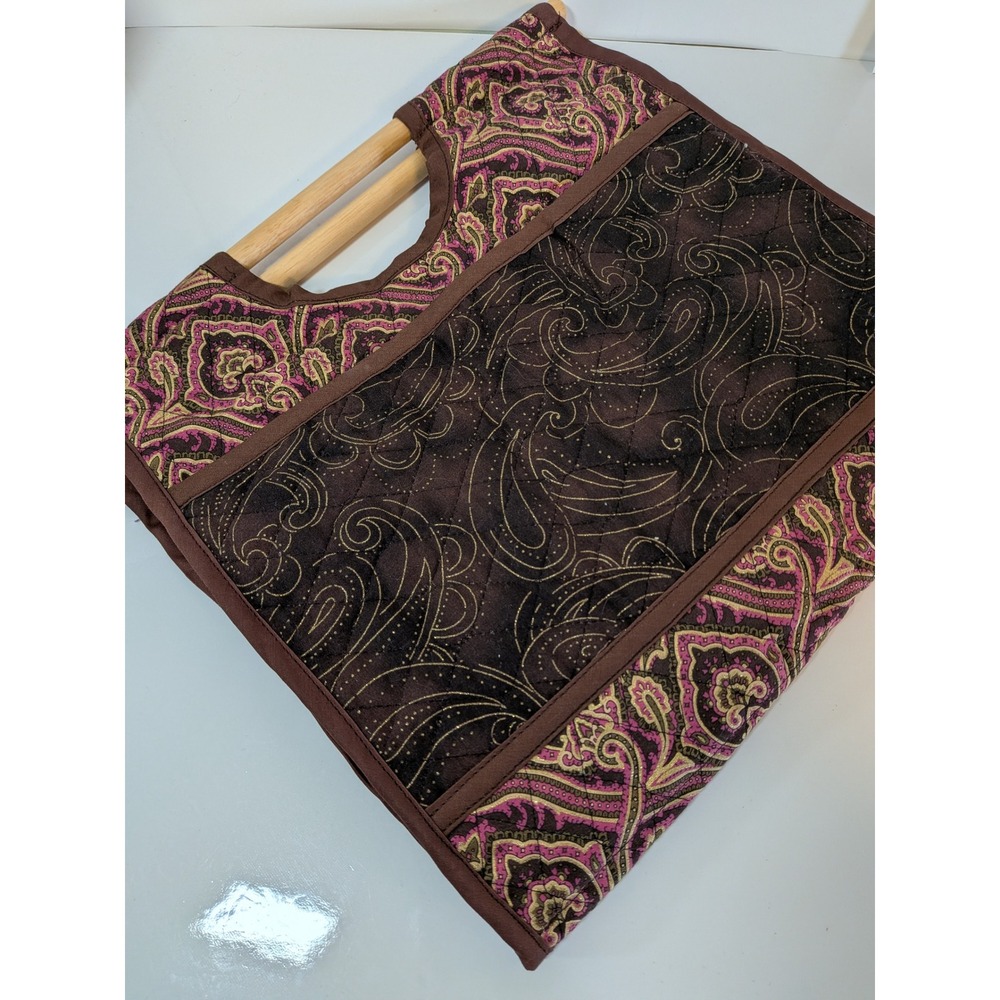 Quilted Paisley Casserole Carrier Brown Pink Gold Metallic Wood Handle Thermal